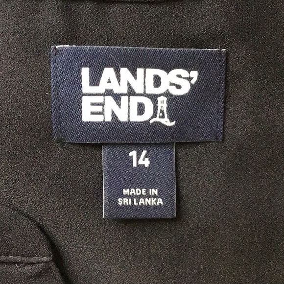 Women’s 14 and 16 Lands’ End Black V-Neck Blouses - Picture 7 of 7